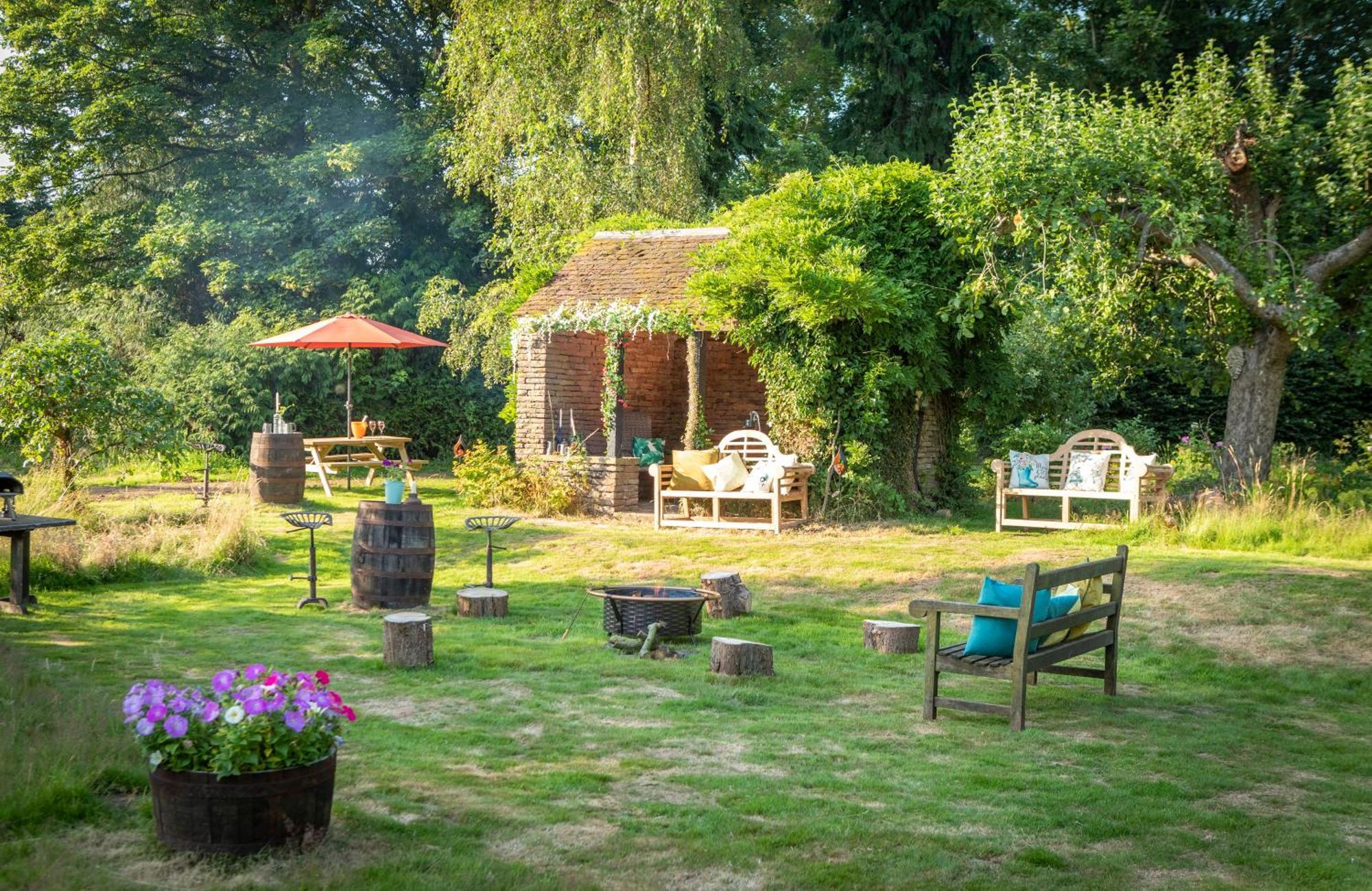 فندق Stargazer Glamping Uk The Mahal 8 People Ross-on-Wye المظهر الخارجي الصورة